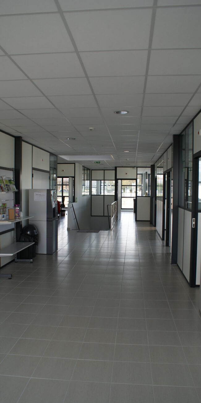 Vue intérieur bureaux après travaux